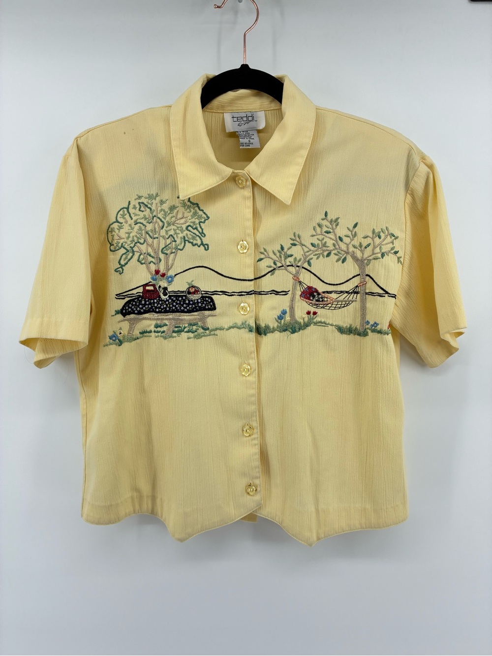 Vintage Yellow Embroidered Short-Sleeve Button-Down Shirt